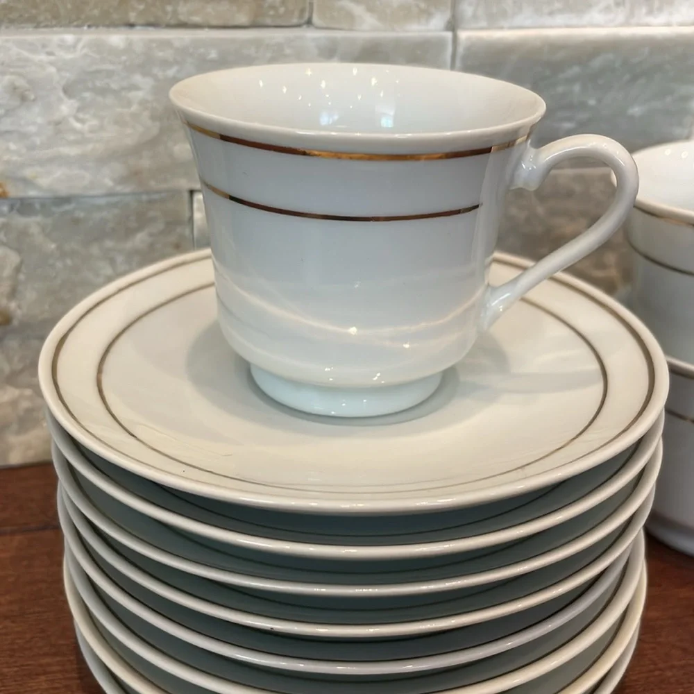 Elegant White Porcelain Espresso Set - Picture 2 of 4